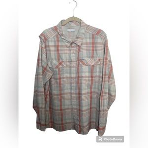 Columbia gray/orange plaid long sleeve button down outdoor shirt. XL